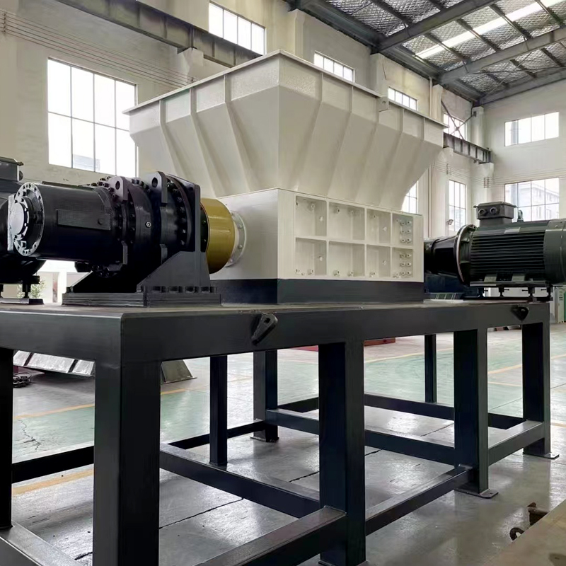 Двухвальный шредер для промышленной переработки пластика: ключевое решение для устойчивой переработки пластика